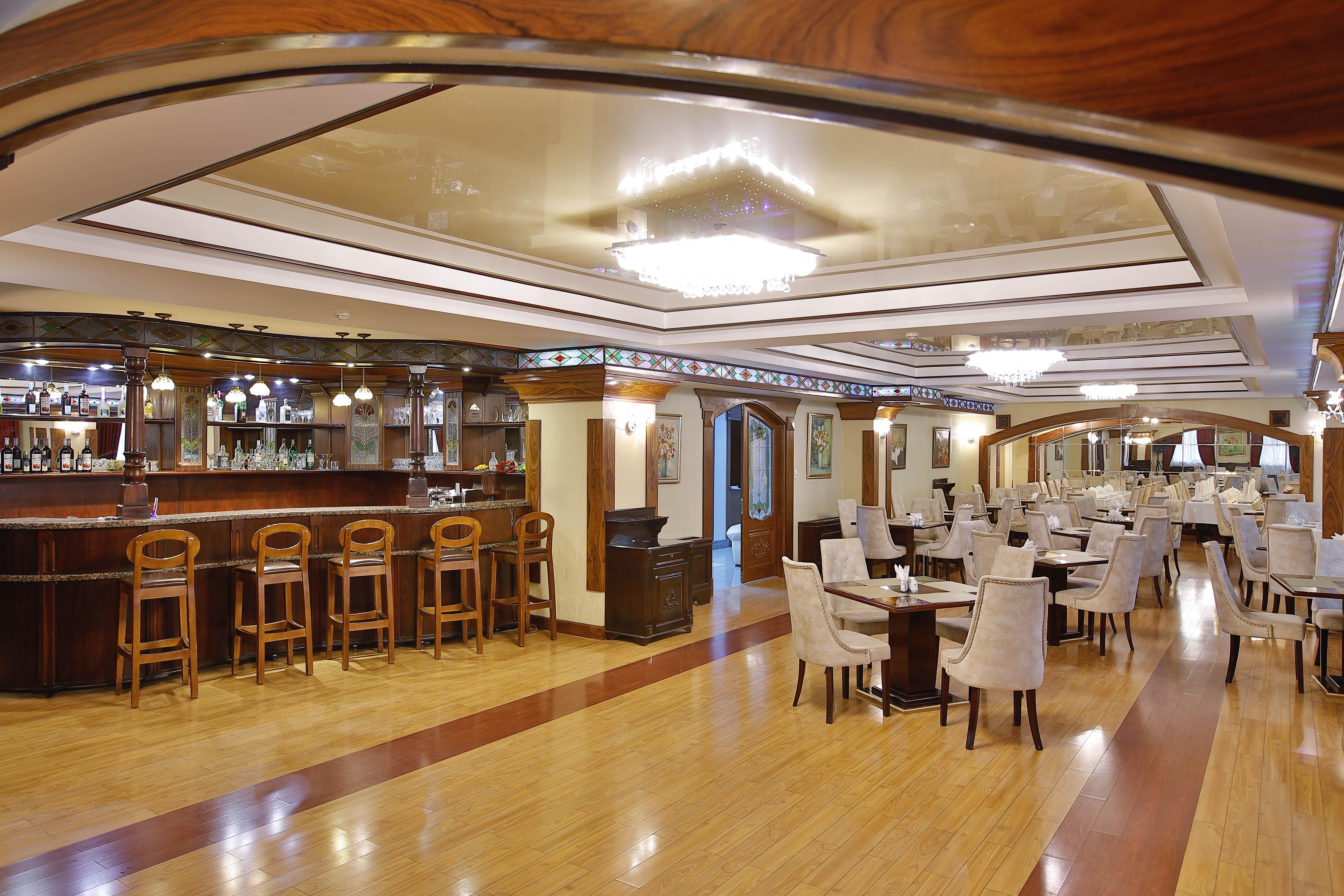 Ganjali Plaza Hotel Baku Restaurant foto