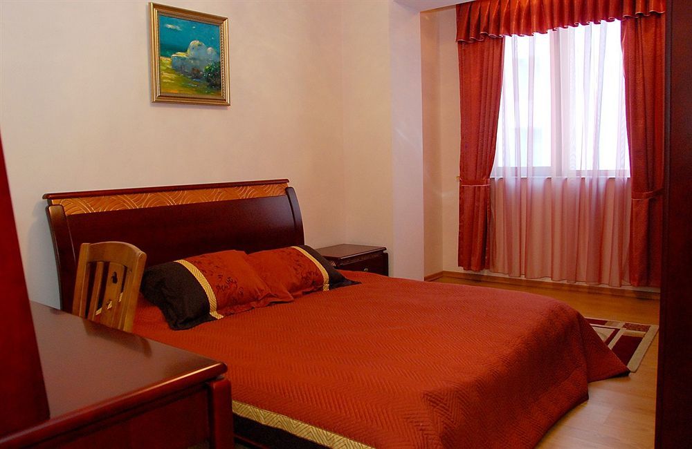 Ganjali Plaza Hotel Baku Zimmer foto